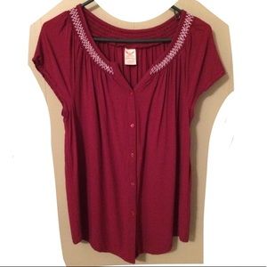 burgundy button down top